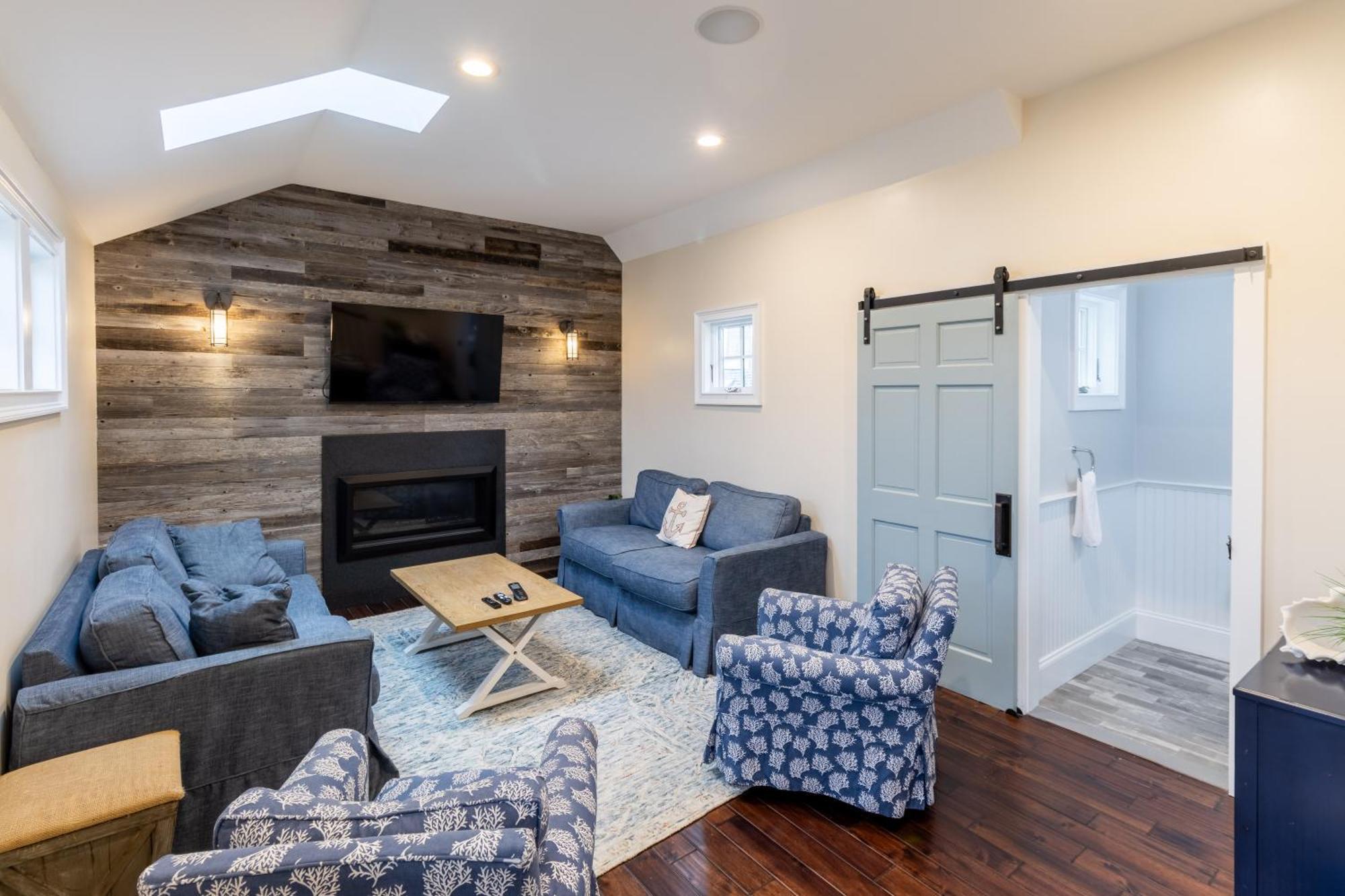 The Newport Lofts - 546 Thames Streetアパートメント エクステリア 写真