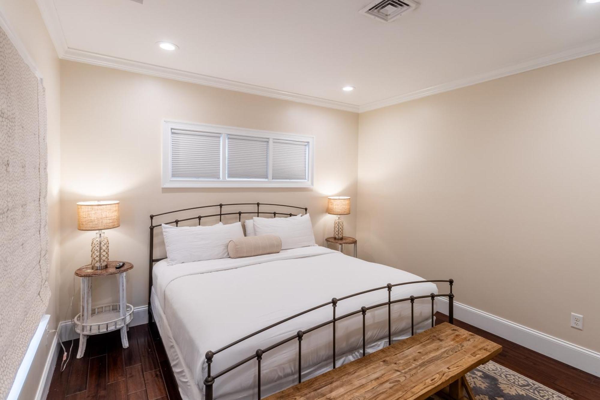 The Newport Lofts - 546 Thames Streetアパートメント エクステリア 写真