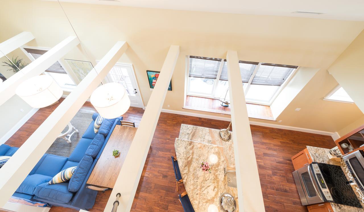 The Newport Lofts - 546 Thames Streetアパートメント エクステリア 写真